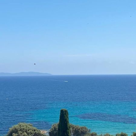 Nice And Bright 60 M With Terrace View On The Sea Αζάτσιο Εξωτερικό φωτογραφία
