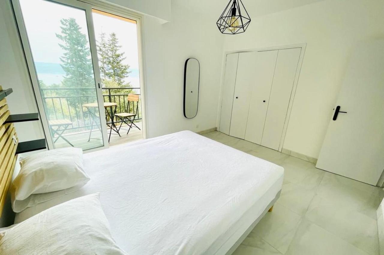 Nice And Bright 60 M With Terrace View On The Sea Αζάτσιο Εξωτερικό φωτογραφία